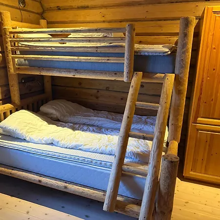 Semesterbostad At Fagerasen - 4 Roomed Family For Skiing In *